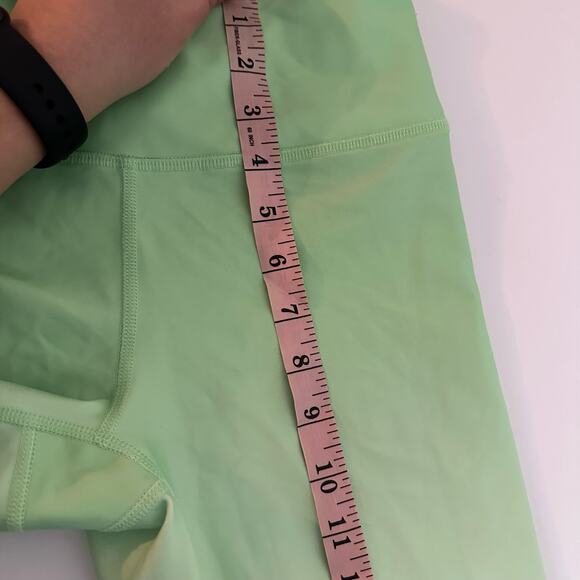 Ellie Green White Gradient Leggings and Sports Bra -2 Piece Set Size Small - Picture 11 of 14